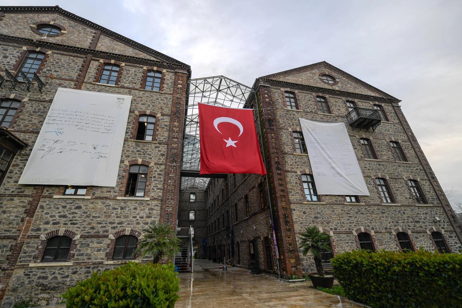İzmir’de Meslek Fabrikası Bahar Buluşması: Kursiyerler ve İş Dünyası Bir Araya Geliyor