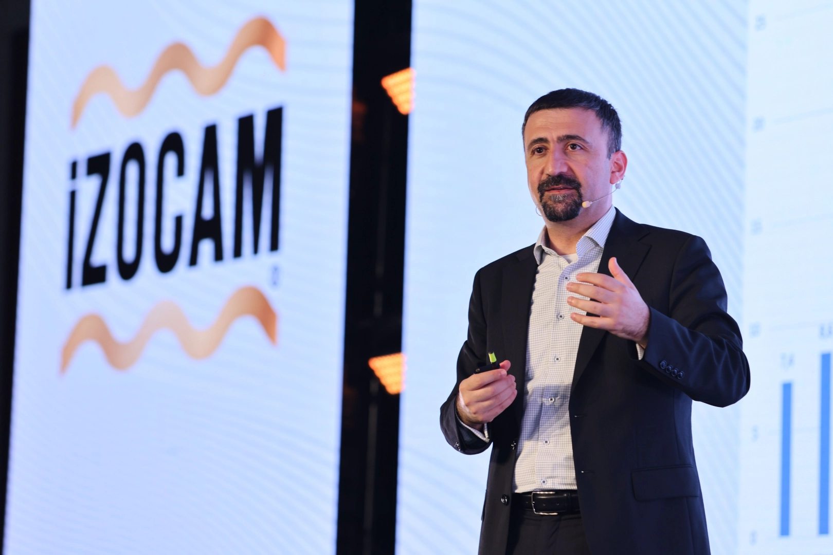İzocam Bayileri Antalya’da Buluştu: 2026 Hedefleri Paylaşıldı