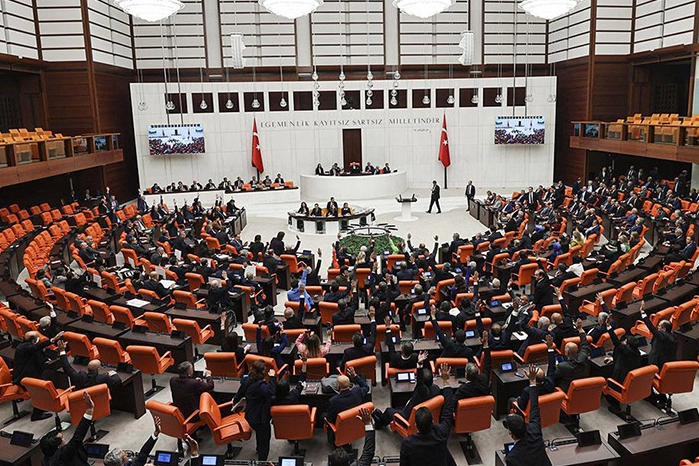 TBMM’de Ekonomi Düzenlemeleri Görüşülüyor: Engelli Araçlarına Vergi Muafiyeti ve Özelleştirme Adımları
