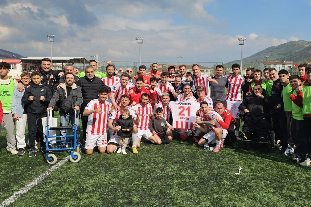 Akran Gemlikspor’dan Farklı Galibiyet: Playoff Hedefi Sürüyor