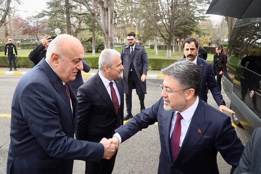 Bakan Yumaklı Konya Şeker’de: “Tarımın Gücü ve Gıda Güvenliği İçin Kritik Merkez”