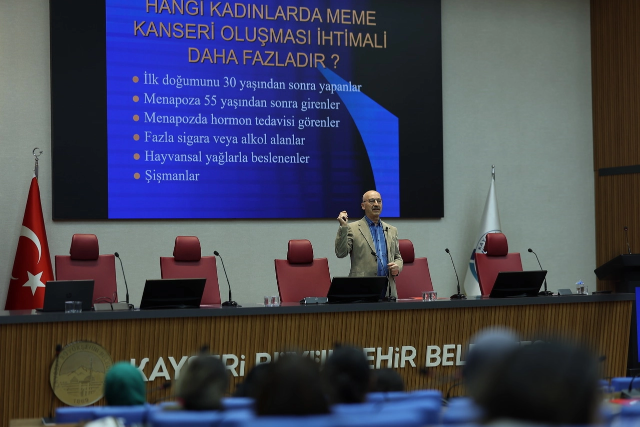 Kayseri Büyükşehir’den Kadın Personeline Meme Kanseri Eğitimi