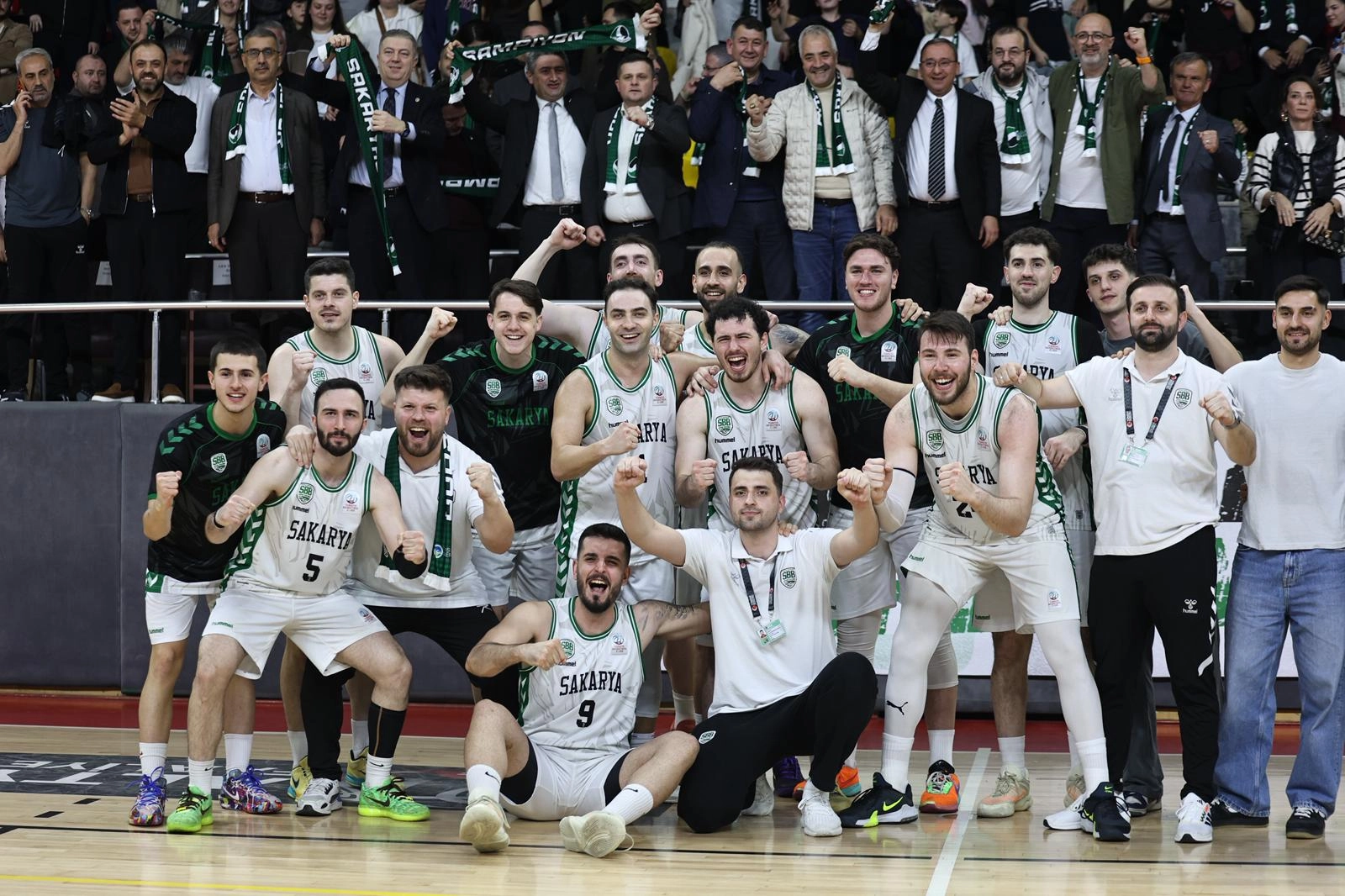 Sakarya Büyükşehir Basketbol Takımı Çeyrek Finalin İlk Maçını Kazandı