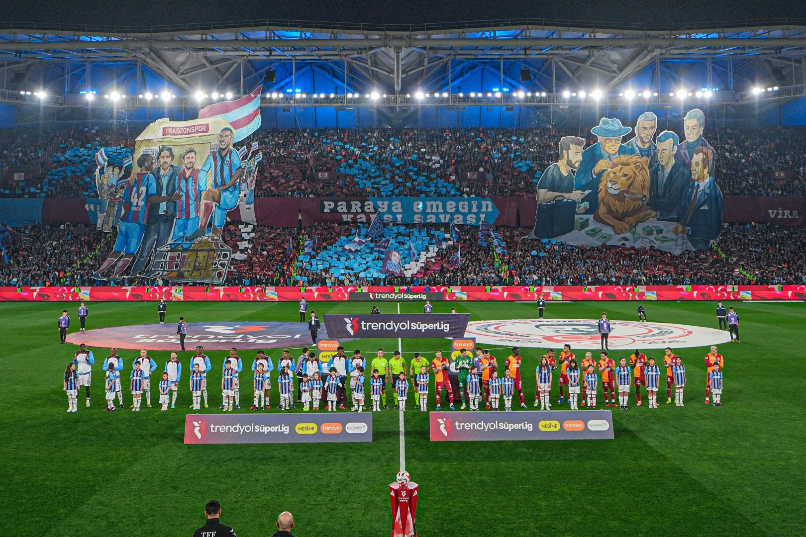 Trabzonspor’dan Olaylı Maç Sonrası Açıklama: “Futbolcumuzu Hedef Alan Saldırıları Kınıyoruz”