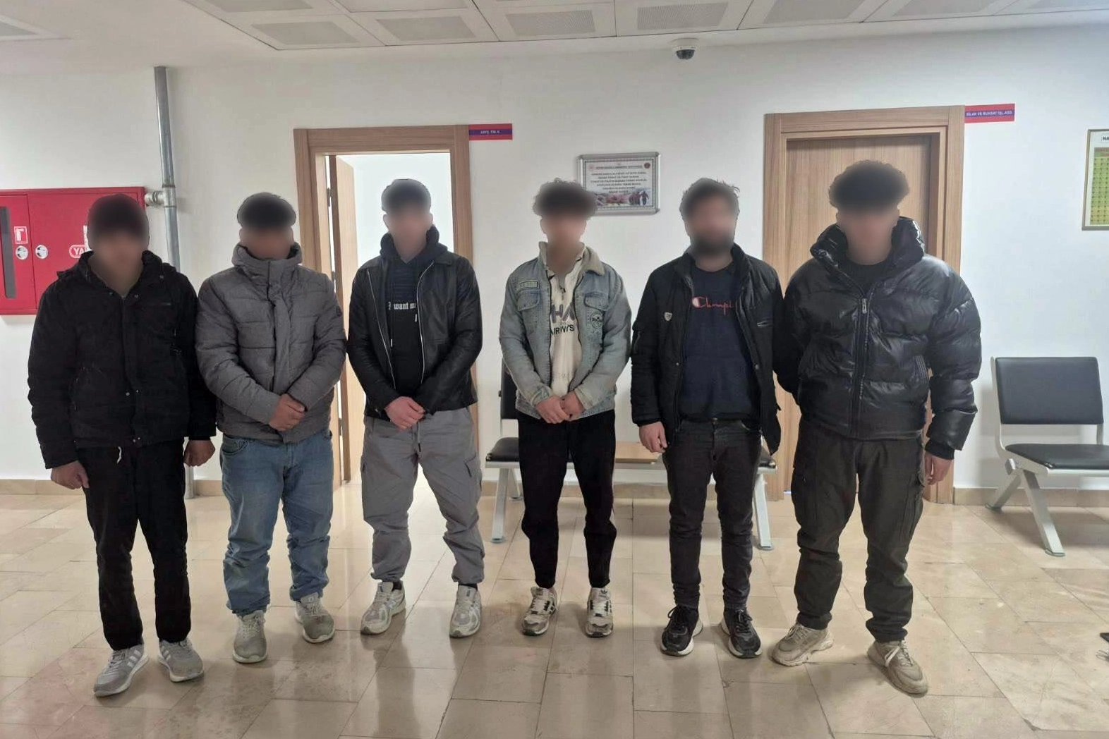 Artvin’de Göçmen Kaçakçılığı Operasyonu: 6 Düzensiz Göçmen Yakalandı