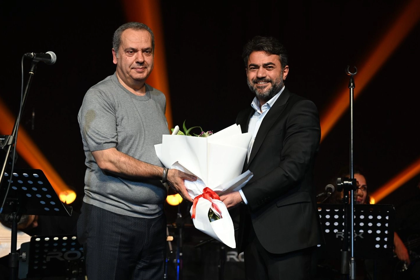Manisa’da “Ustalara Saygı Konseri”ne Yoğun İlgi: Unutulmaz Gece