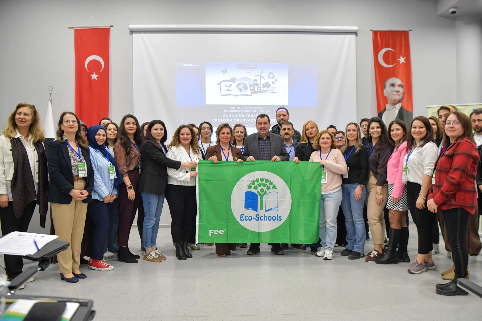 Ankara’da Öğretmenlere Sürdürülebilirlik Eğitimi: Eko-Okullar Programı Başladı