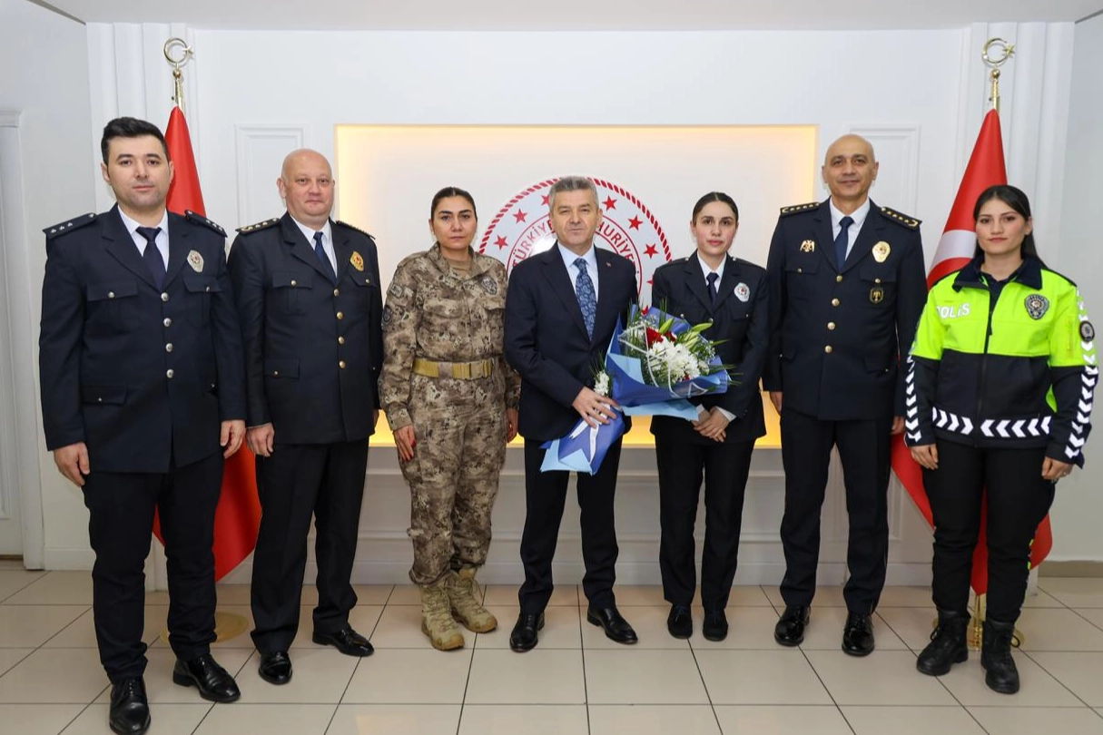 Artvin’de Polis Haftası Ziyareti: Vali Ergün Emniyet Teşkilatını Ağırladı
