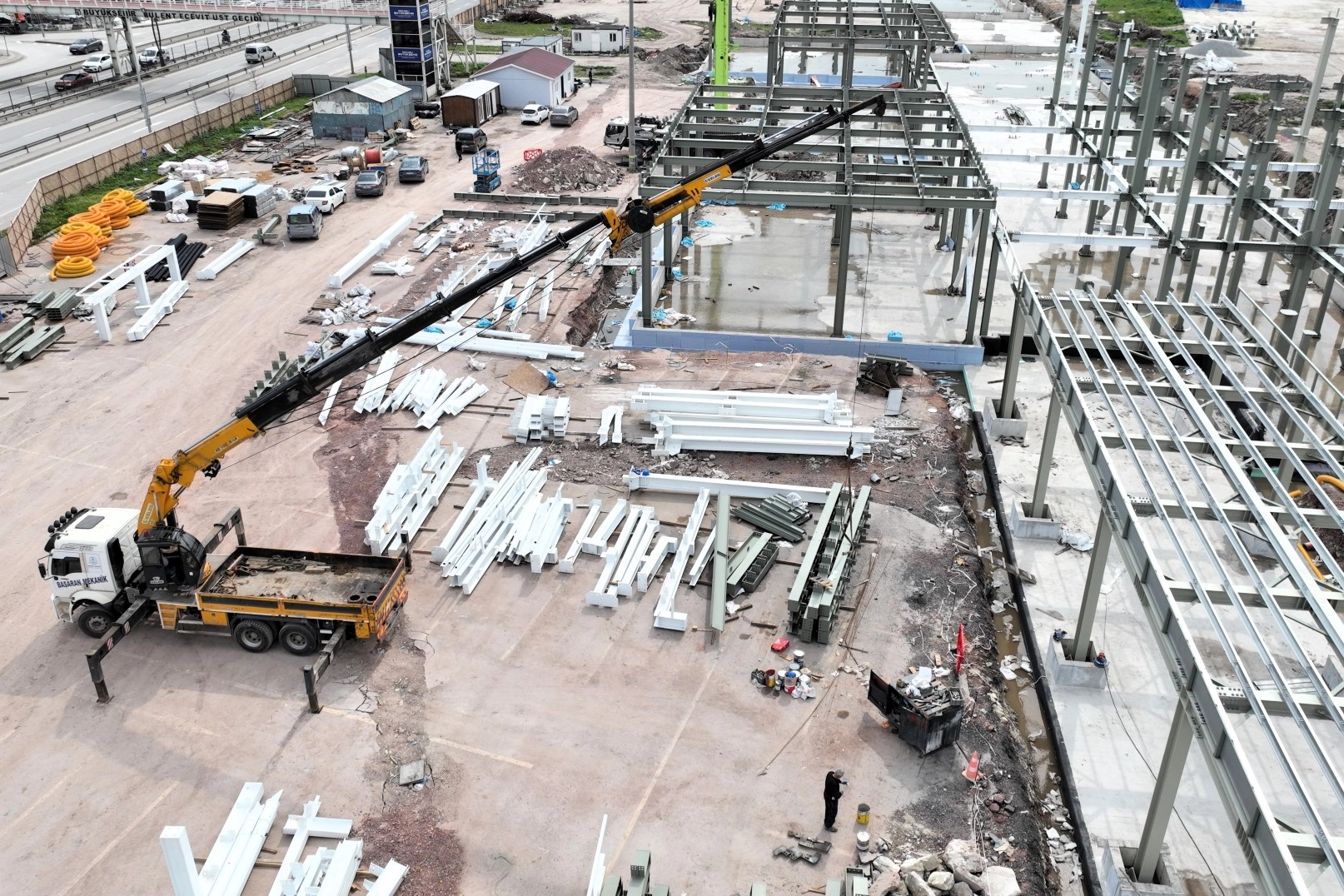 Kocaeli Sosyal Yaşam Merkezi’nde Çalışmalar Hız Kesmeden Sürüyor