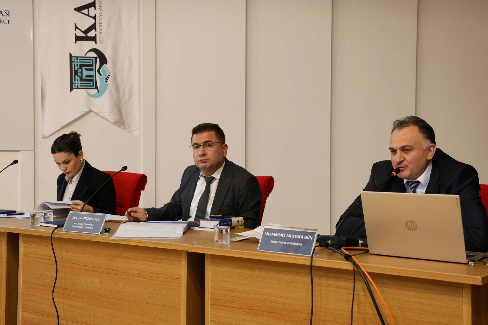 Konya’da Hukuk Öğrencilerine “Ticaret Sicili Uygulamaları” Eğitimi