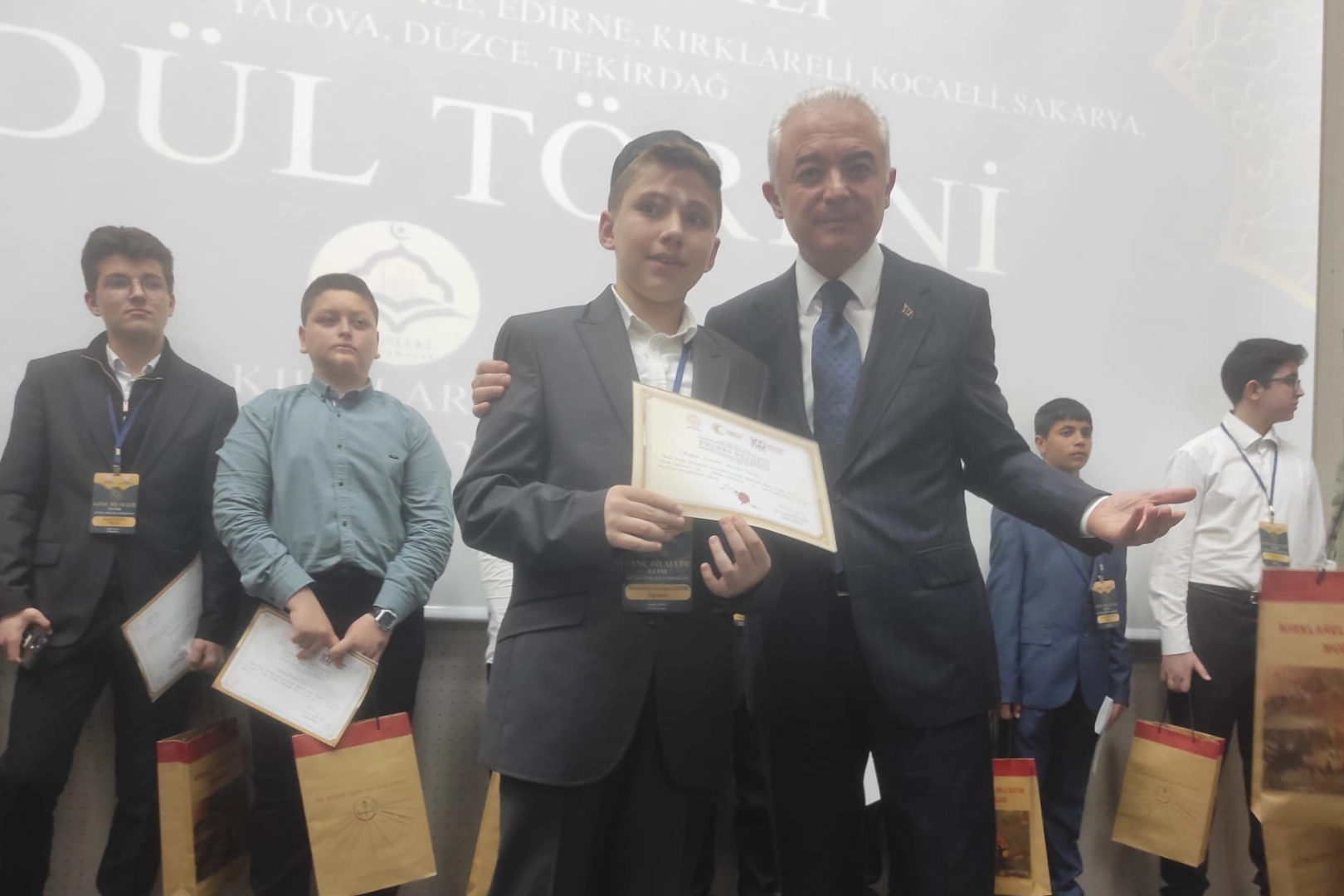 Sakarya’dan “Genç Bilaller” Yarışmasında Büyük Başarı