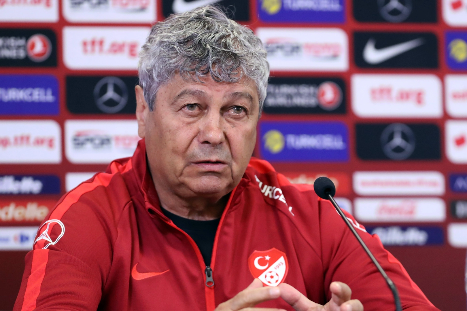 Türk Futbolunun Efsane İsmi Mircea Lucescu Hayatını Kaybetti