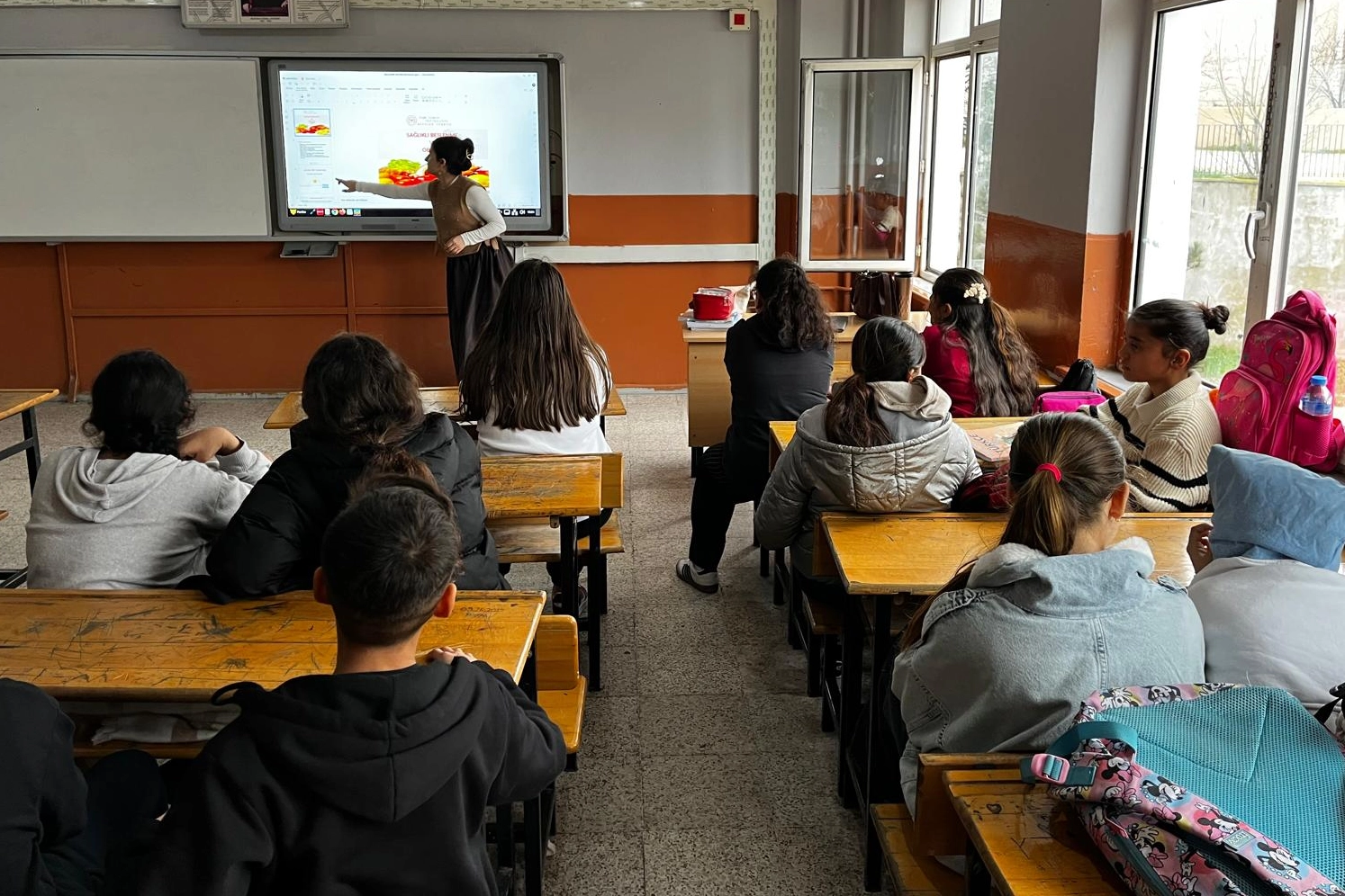 Keşan’da Öğrencilere Sağlıklı Yaşam Eğitimi: Bilinçli Beslenme Vurgusu