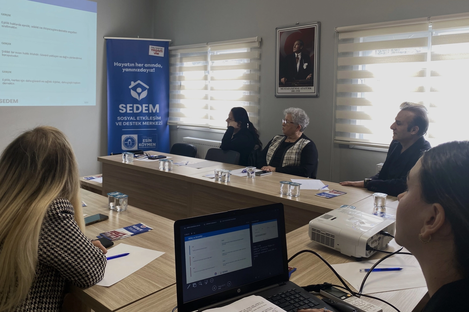 Maltepe’de Muhtarlara Toplumsal Cinsiyet Eşitliği Eğitimi