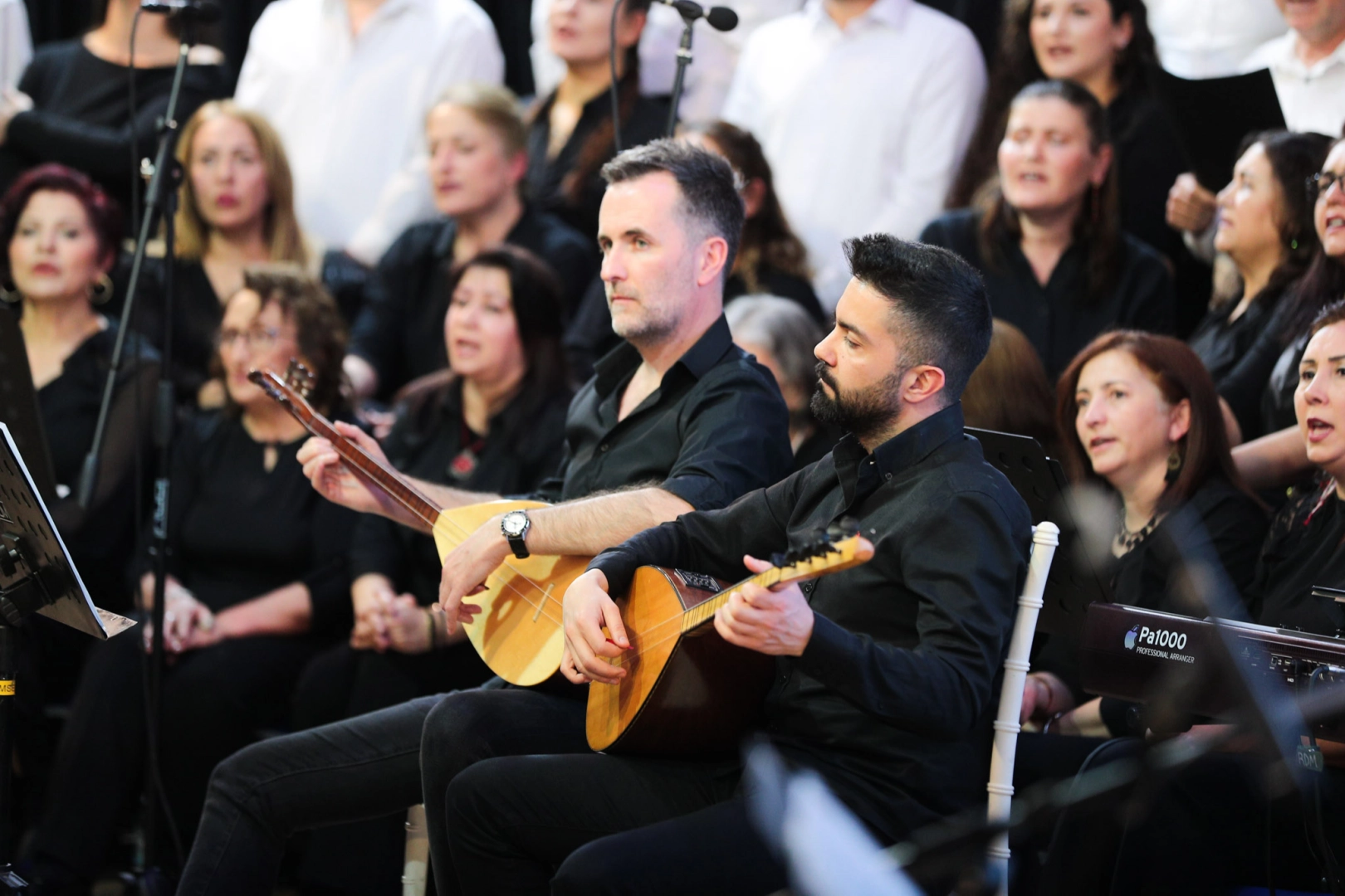 Aliağa’da Aşık Veysel’e Anlamlı Vefa: Anlatımlı Konser Büyük Beğeni Topladı