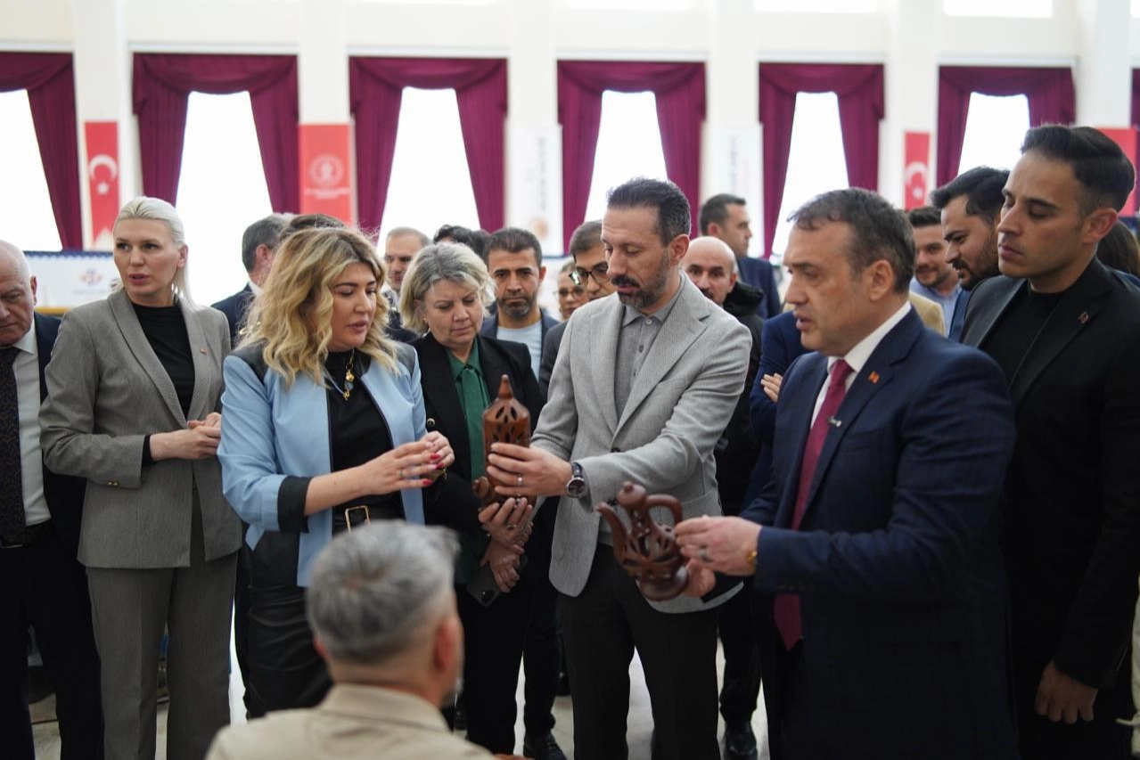 Bilecik’te “Yaşayan Miras Şöleni” Görkemli Törenle Başladı