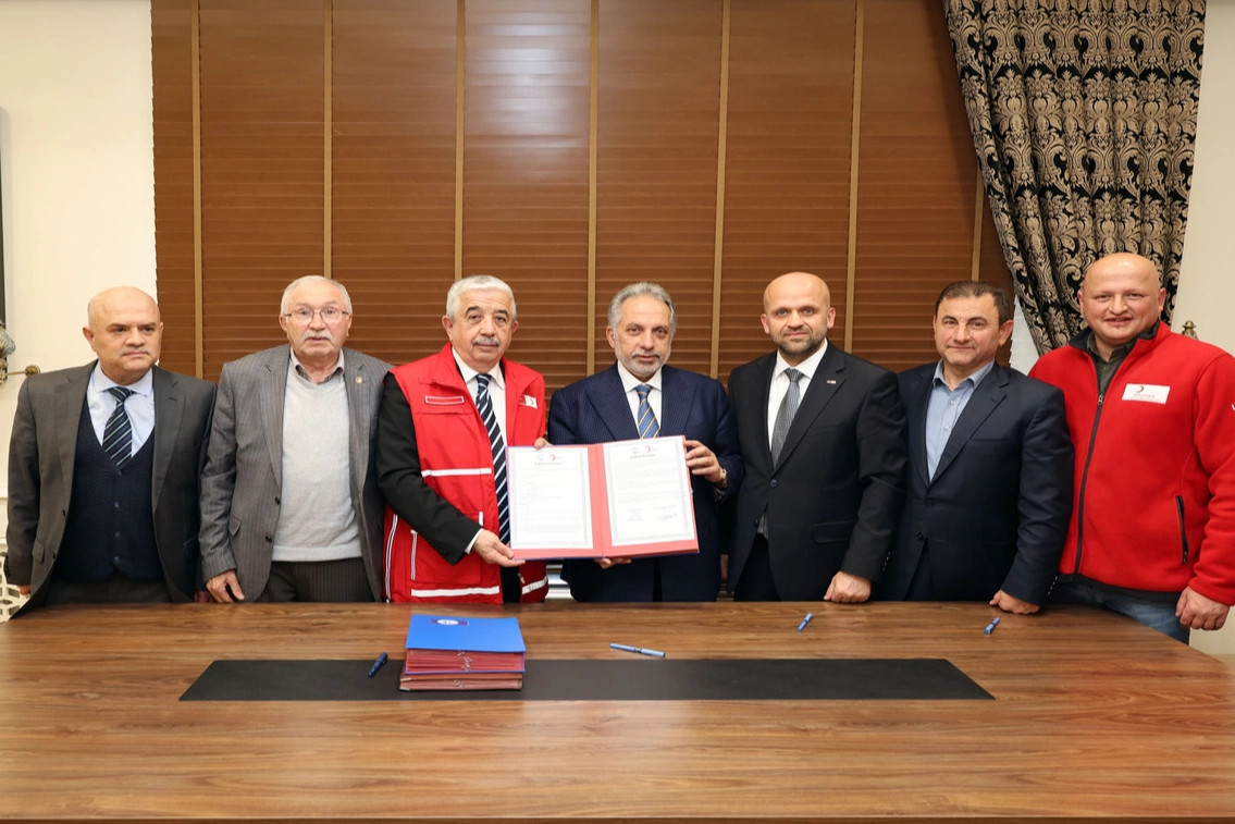 Talas’ta Dayanışma Modeli: Tekstil Bağışları İhtiyaç Sahiplerine Gıda Kolisi Olacak