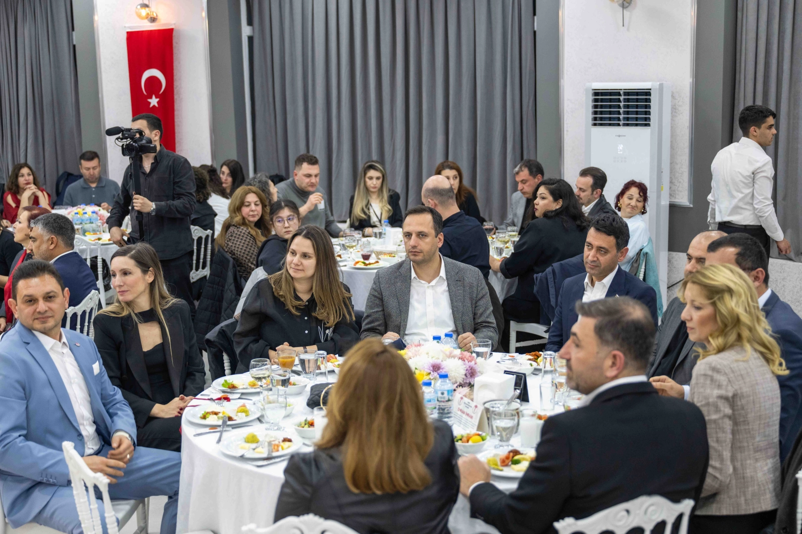 Bornova’da Tekstil Mühendisleri Odası Buluşması: Dayanışma ve Ortak Akıl Vurgusu