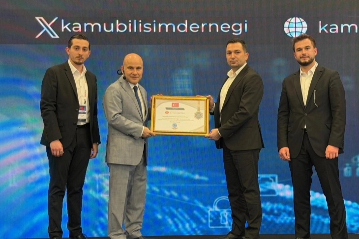 İletişim Başkanlığı’na Yapay Zekâ Projeleriyle Başarı Belgesi
