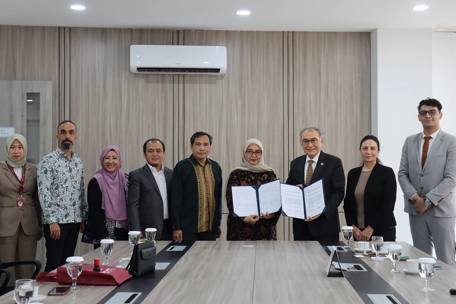 Prof. Dr. Nevzat Tarhan Endonezya’da Bilim, Tasavvuf ve Teknolojiyi Buluşturdu