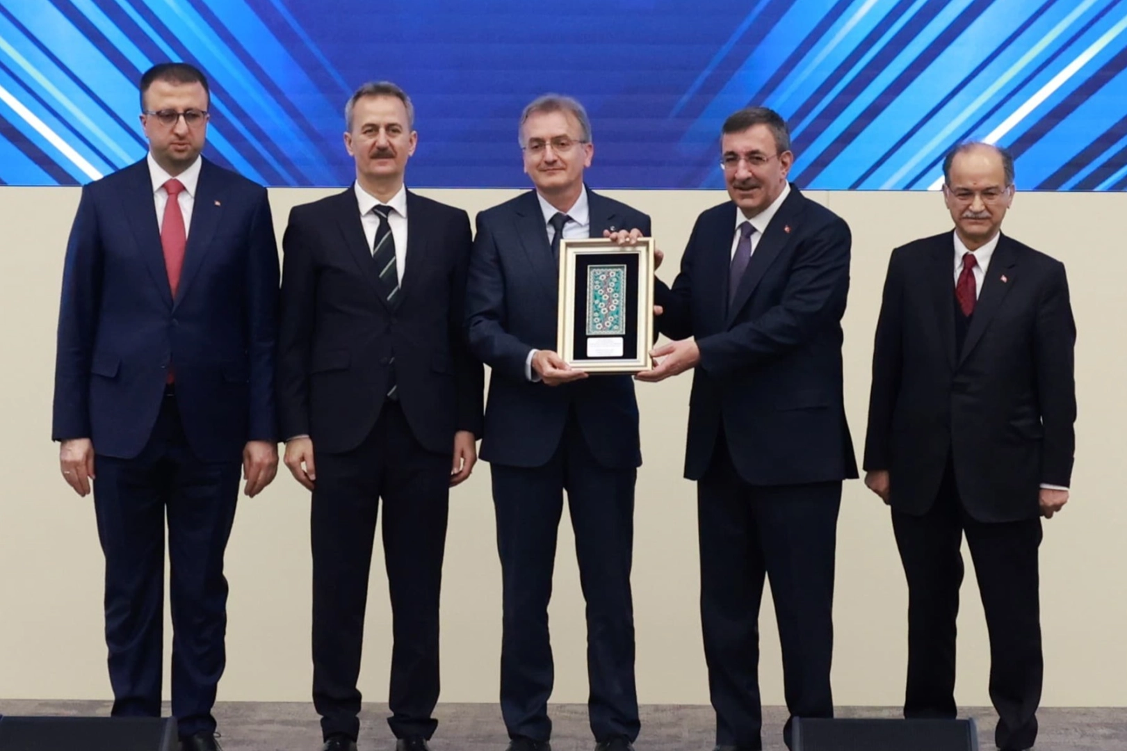 ASELSAN’dan GTÜ’lü Prof. Dr. Sedat Alkoy’a Ödül