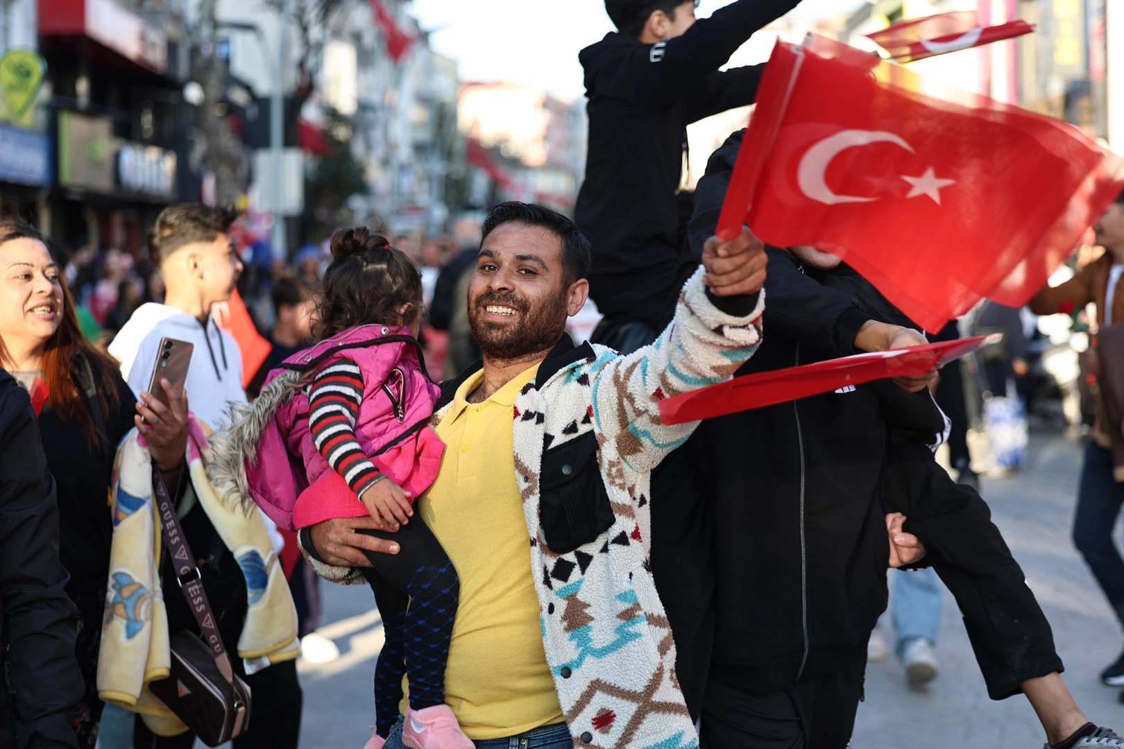 Sakarya’da Roman Şenliği Coşkusu: Renkli Görüntüler Ortaya Çıktı
