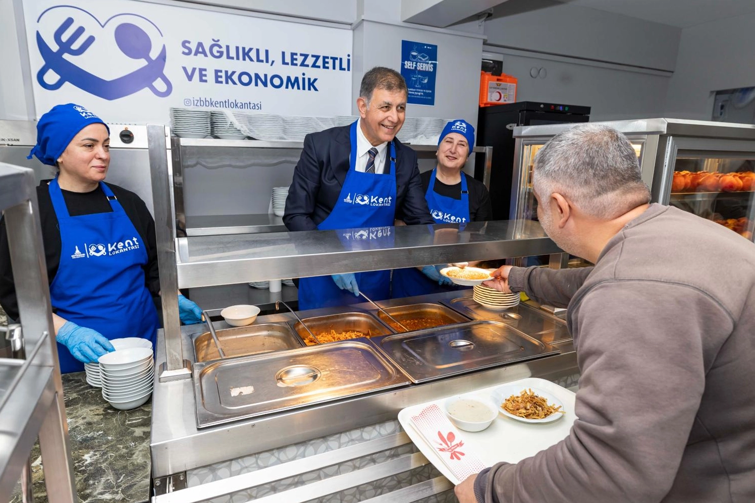 İzmir’de Kent Lokantaları Yaygınlaşıyor: Yamanlar’da Fiyat 25 TL