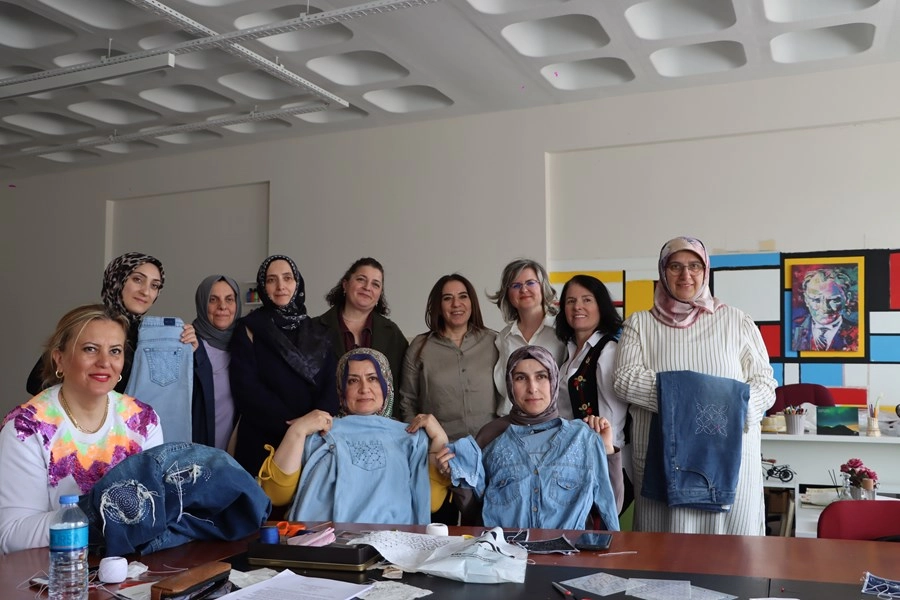 Maltepe’de Kadınlar Sashiko Tekniğiyle Üretime Katılıyor