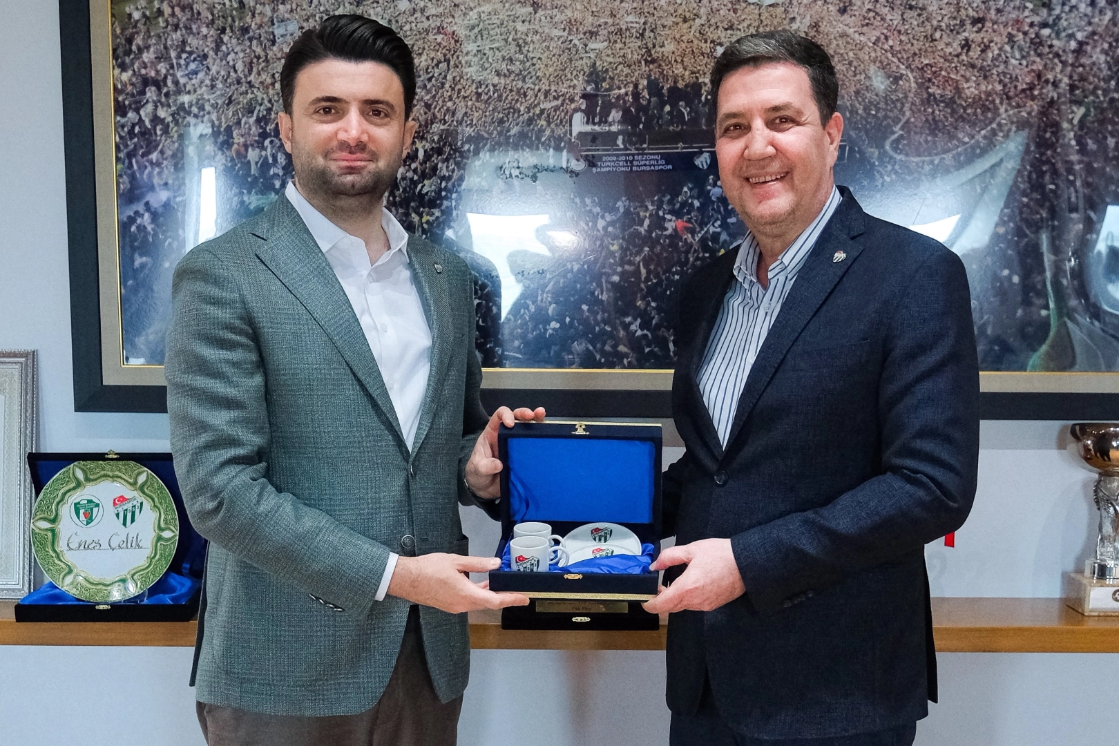 Bursaspor’dan Şampiyonluk Primi Kampanyası: İş Dünyasından Milyonluk Destek