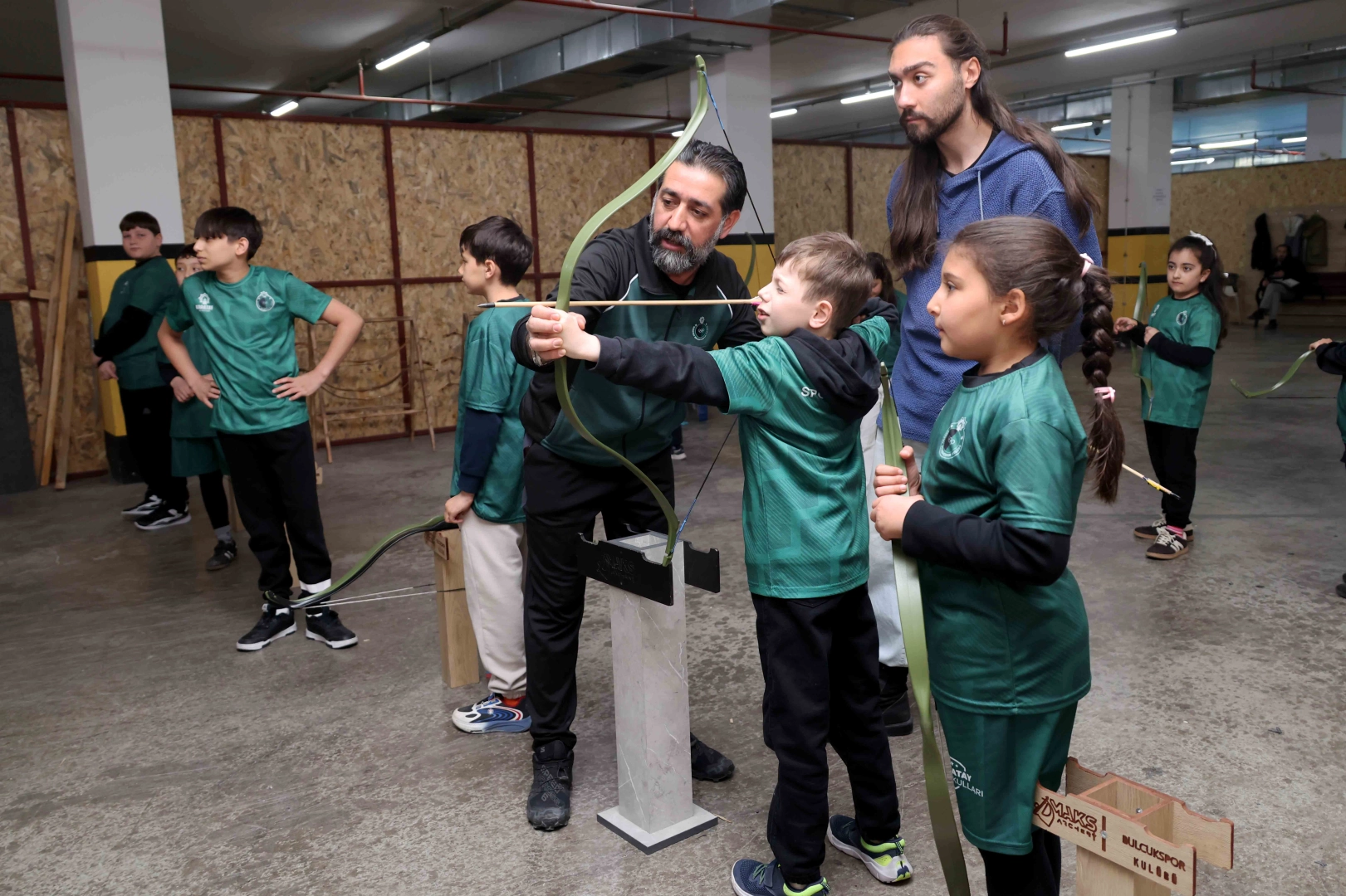 Karatay’da Kış Spor Okulları Yoğun İlgi Görüyor: 1600 Öğrenci Sporla Buluşuyor