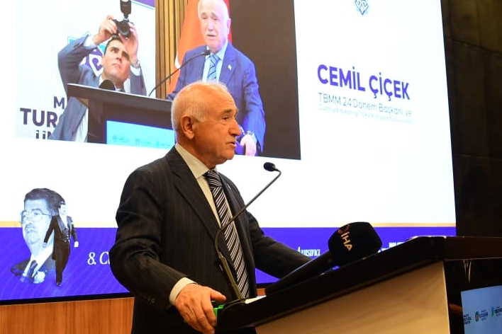 Malatya’da “Özallı Yıllar” Konferansı: Cemil Çiçek’ten Turgut Özal Vurgusu
