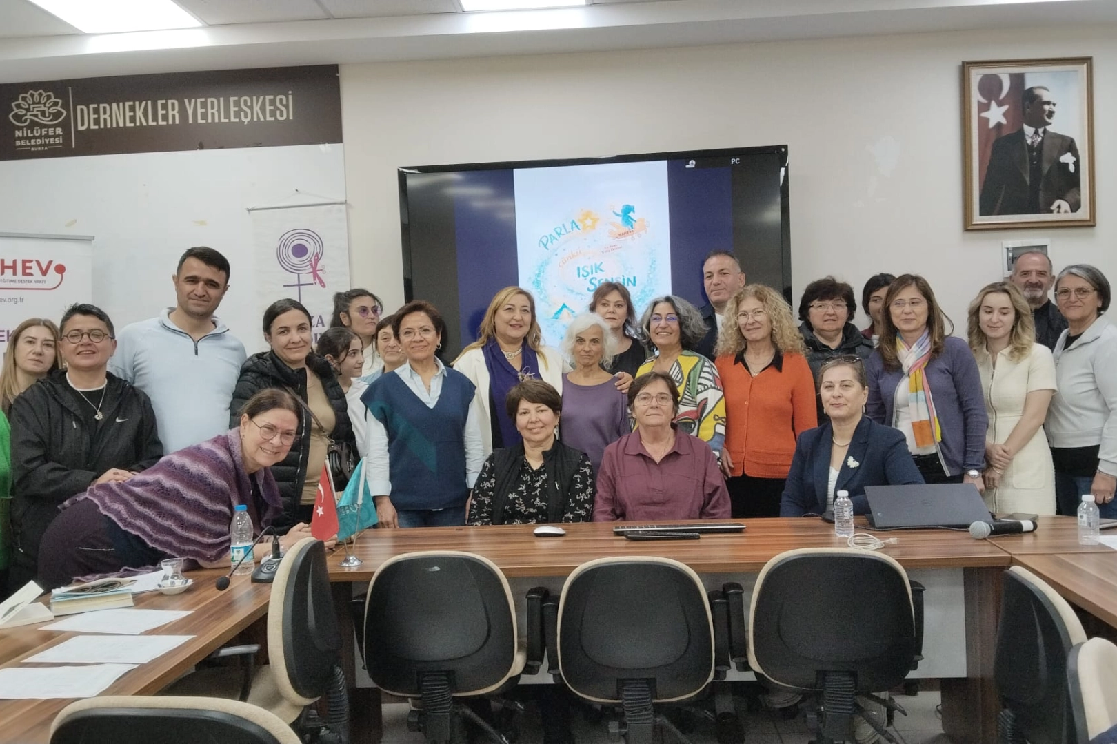 Bursa’da Anlamlı Söyleşi: Adalet Gök’ün İlham Veren Hikâyesi Okurlarla Buluştu