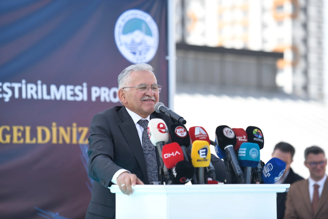 Kayseri Büyükşehir Belediyesi’nden Emeklilere 10 Bin TL’lik Sosyal Destek: Başvurular 17-26 Nisan’da Alınacak