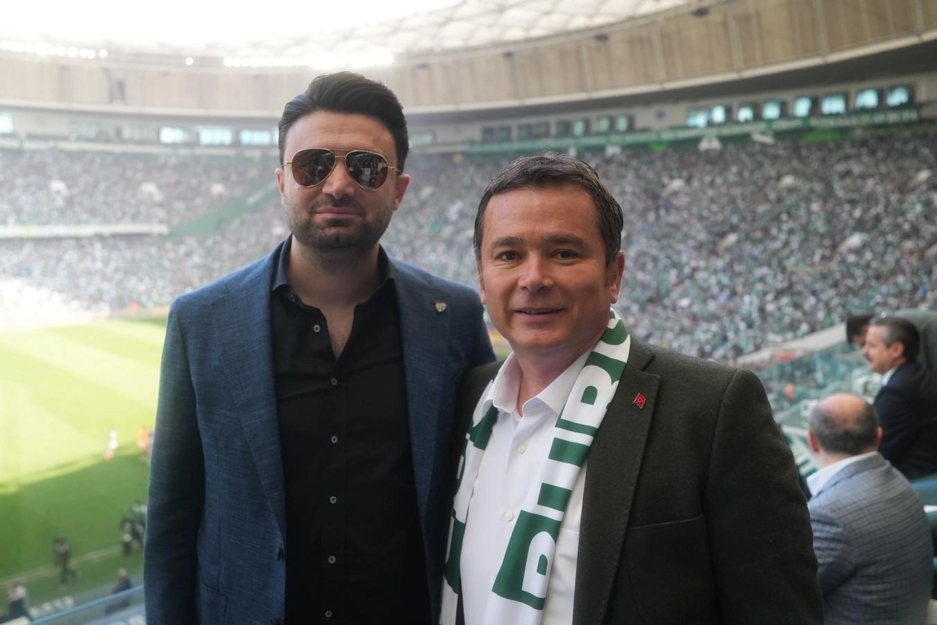 Bursaspor Şampiyonluğu Osmangazi’de Coşkuyla Kutlandı: Stadyumdan Meydanlara Tek Yürek