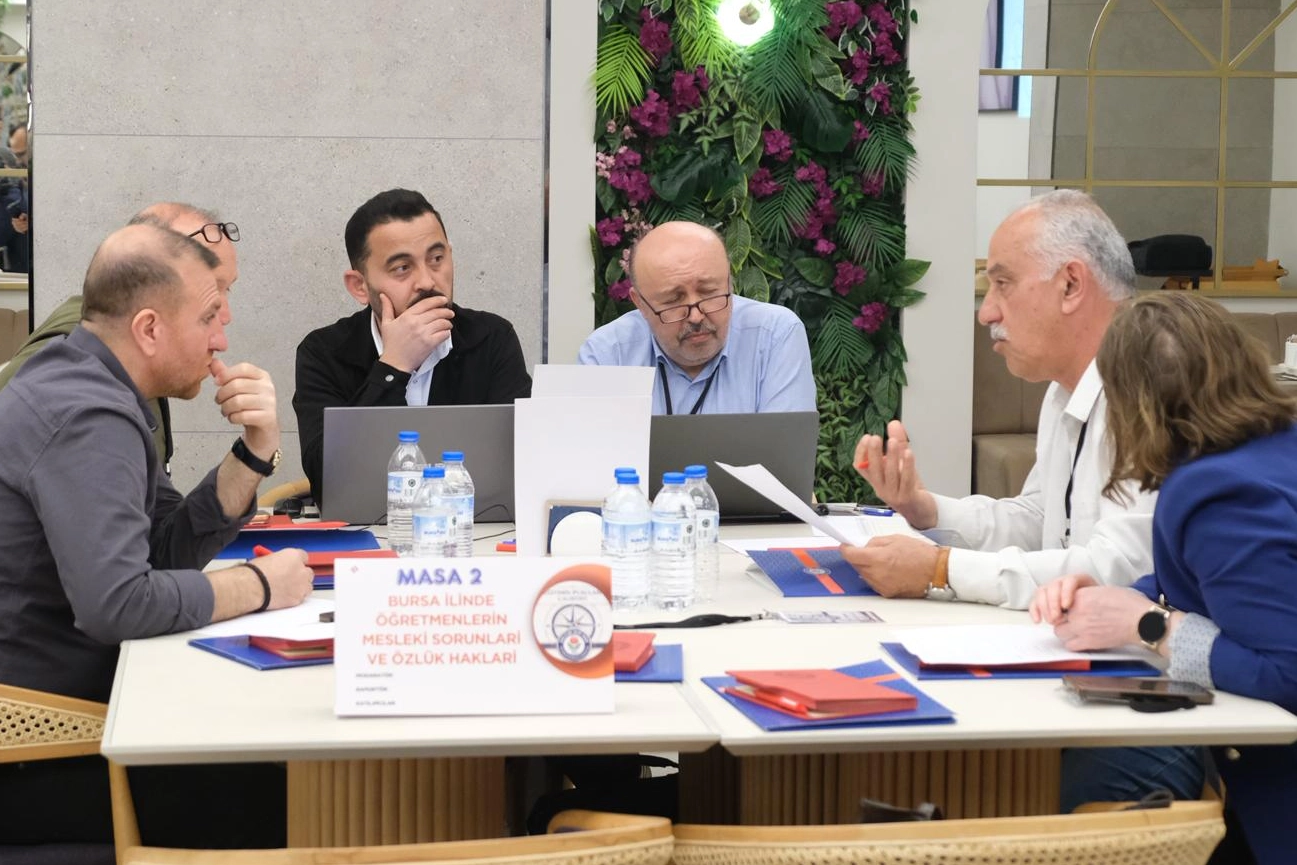 Bursa’da Eğitim Çalıştayı: Sorunlar Masaya Yatırıldı, Çözüm İçin Yol Haritası Hazırlanıyor