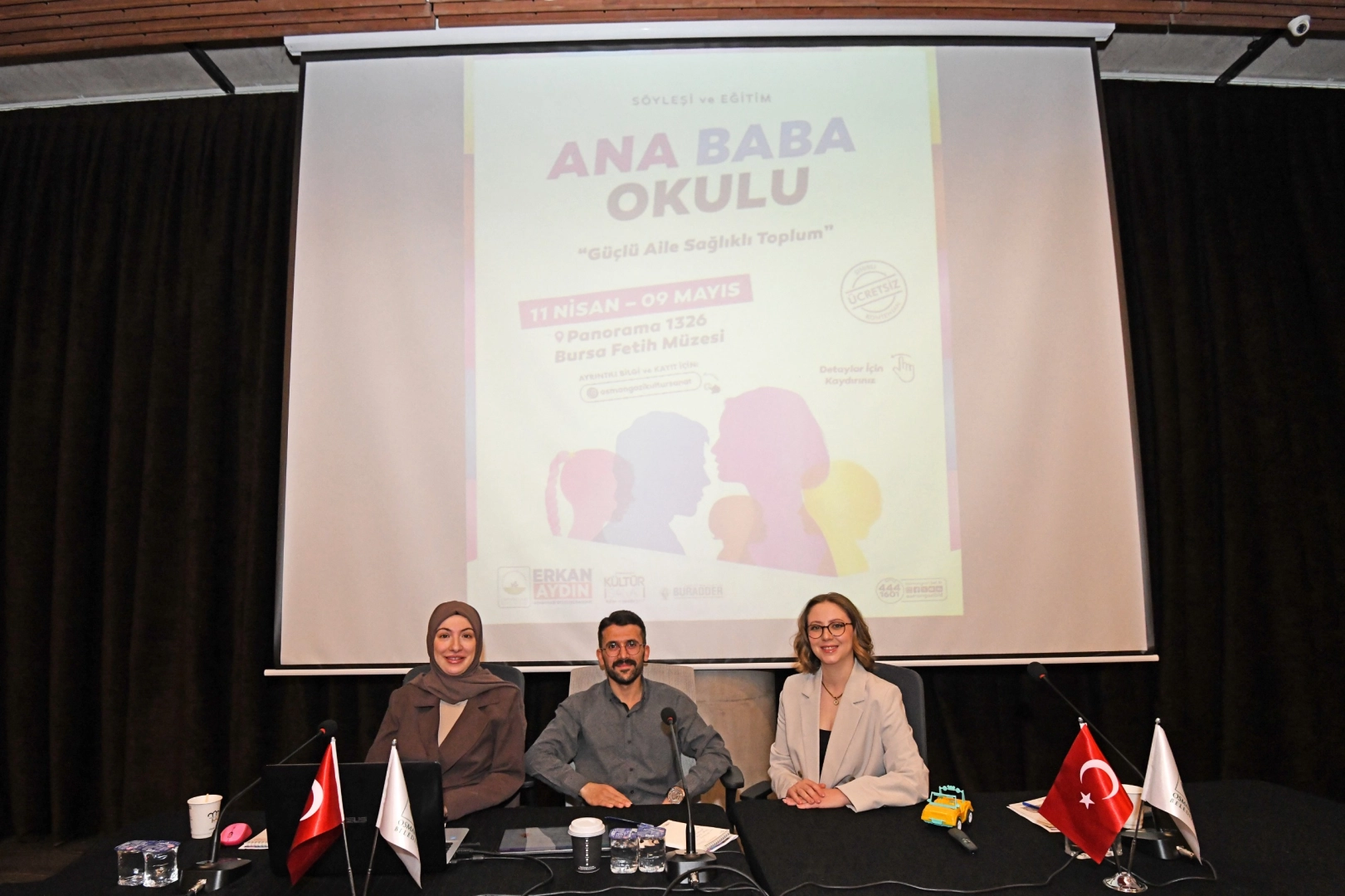 Osmangazi Belediyesi “Ana Baba Okulu” Projesiyle Aileleri Güçlendiriyor