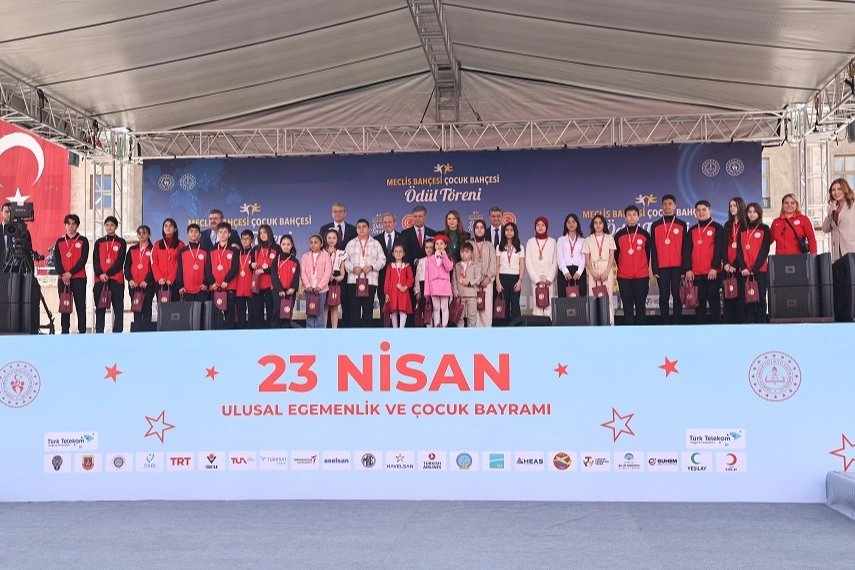 TBMM’de 23 Nisan Coşkusu: “Meclis Bahçesi Çocuk Bahçesi” Etkinliği Başladı