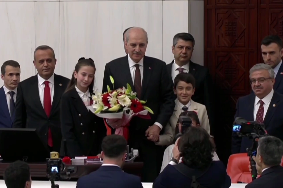 TBMM’de “Çocuk Özel Oturumu”yla 23 Nisan Coşkusu Meclis’e Taşındı