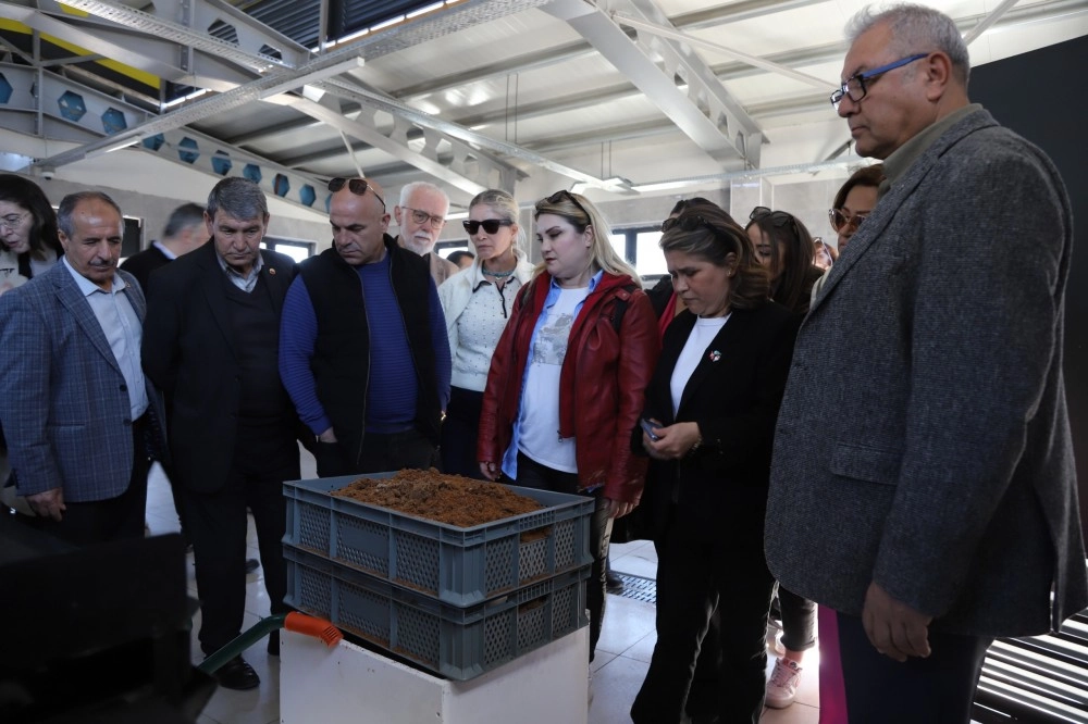 Eskişehir’de Muhtarlara Özel Teknik Gezi: Bakımevi ve Enerji Tesisi İncelendi