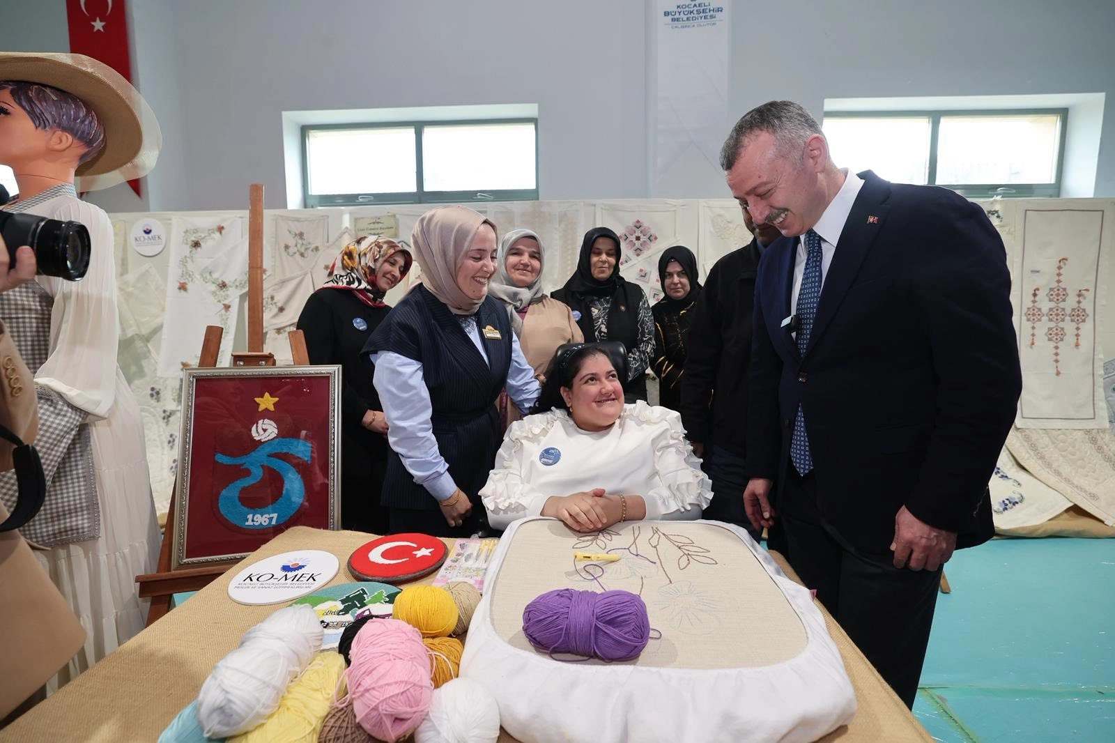 KO-MEK Gebze Sergisi Açıldı: Başarı Hikayeleri Dikkat Çekti