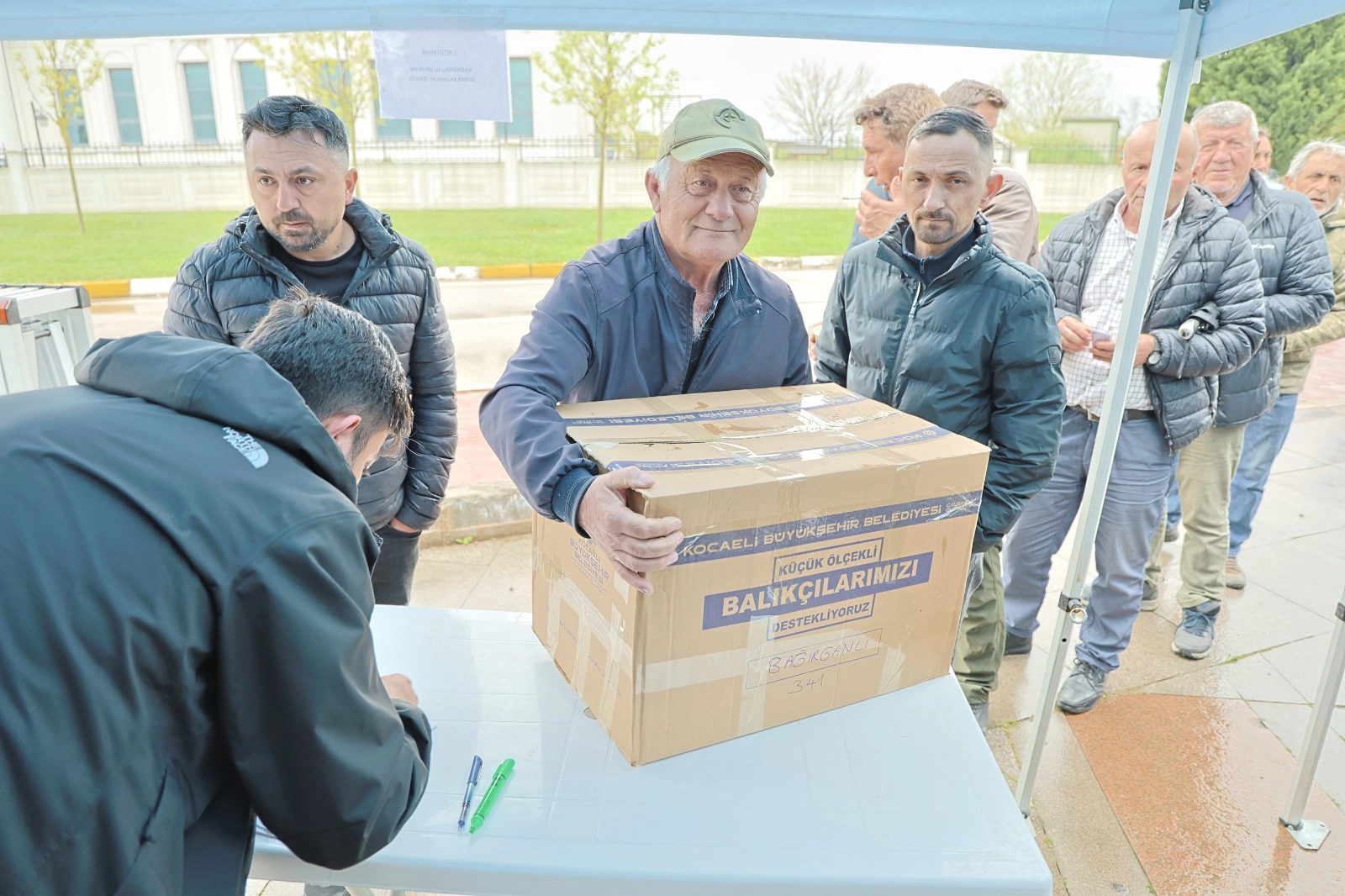 Kocaeli’de Balıkçılara Büyük Destek: 340 Tekne Sahibine Ekipman Dağıtıldı