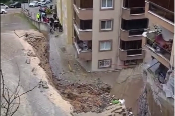 Mudanya’da Sağanak Felaketi: İstinat Duvarı Çöktü, Daireler Tahliye Edildi