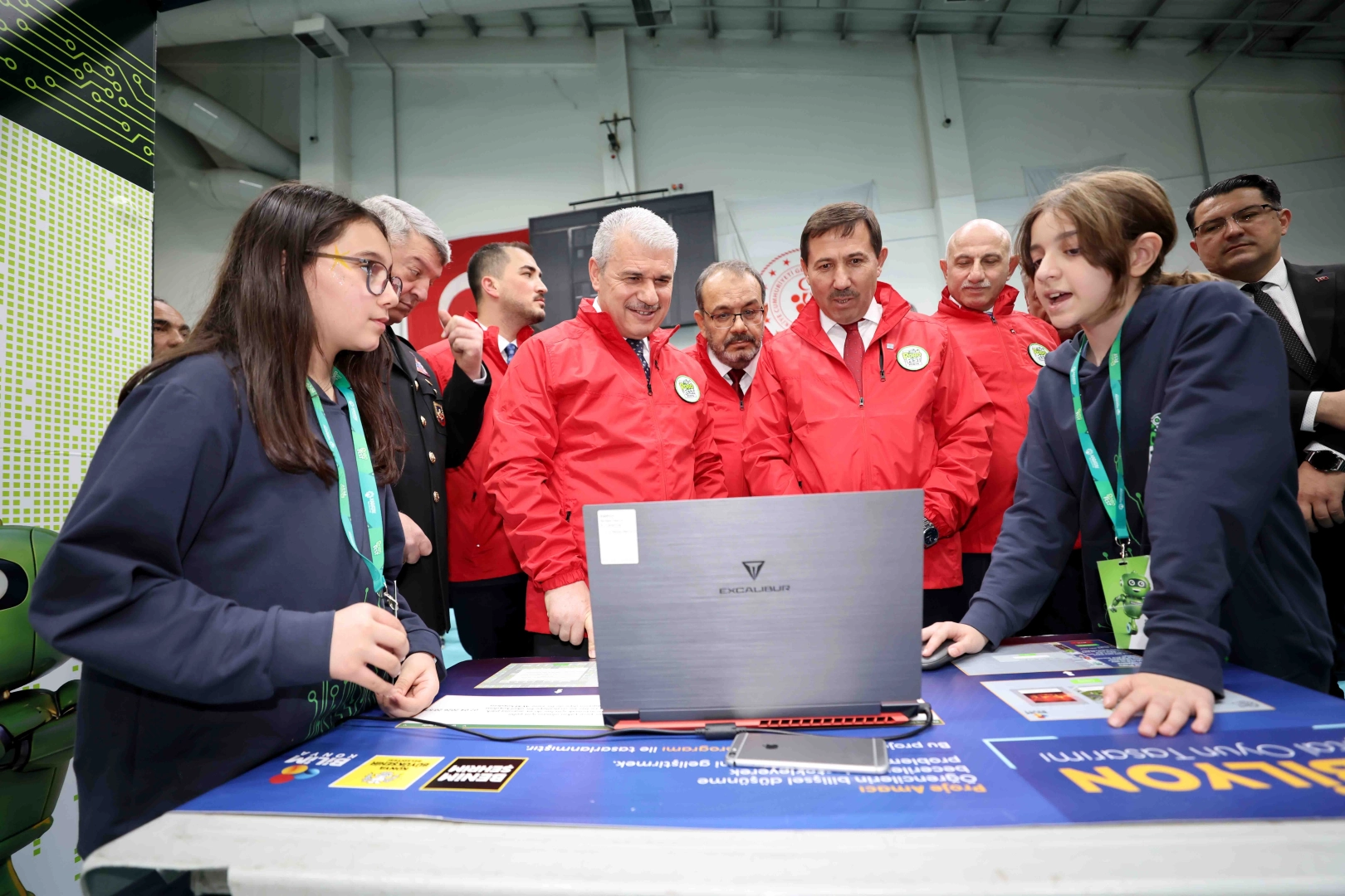 Karatay’da Robotik Heyecanı Zirve Yaptı: 917 Robot Yarıştı