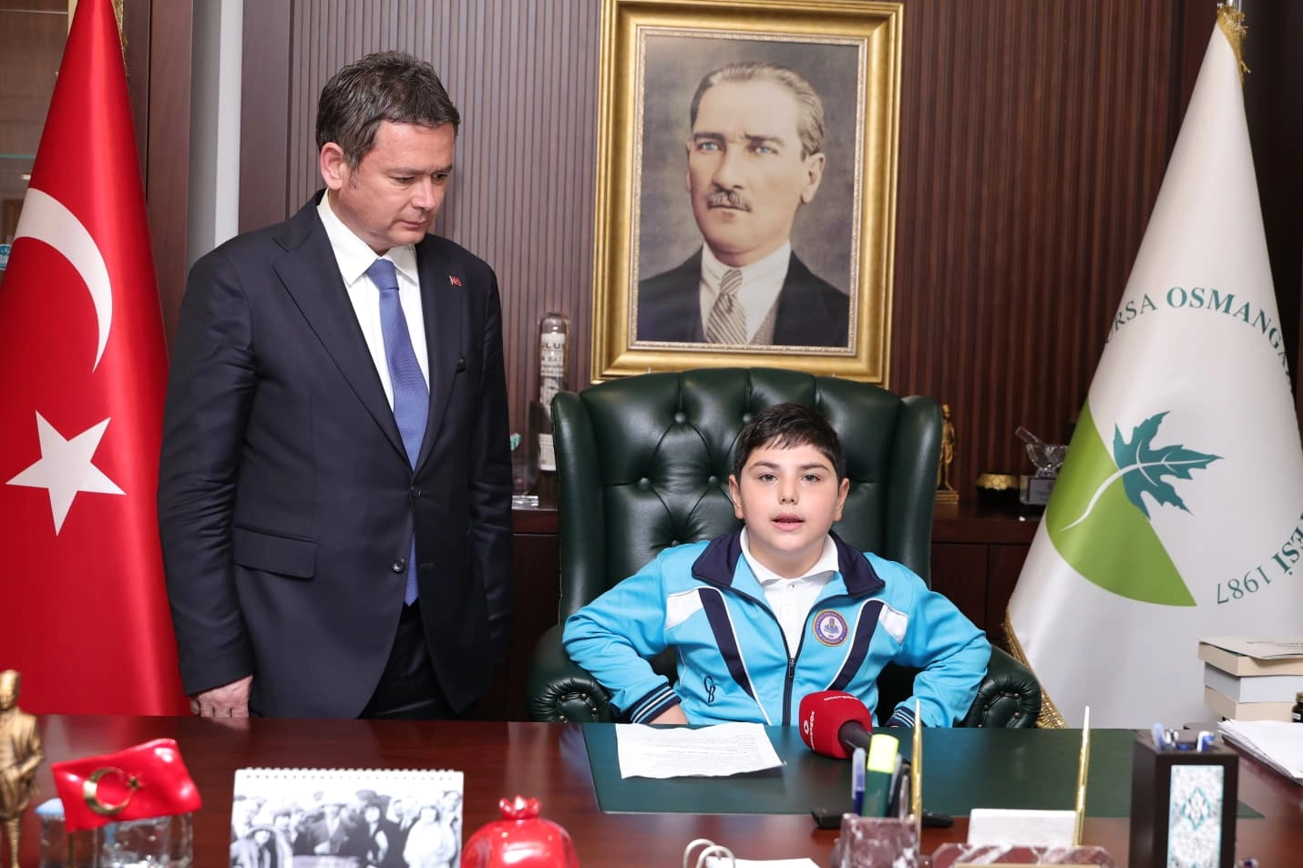 Osmangazi’de 23 Nisan Geleneği: Başkanlık Koltuğu Miniklere Devredildi