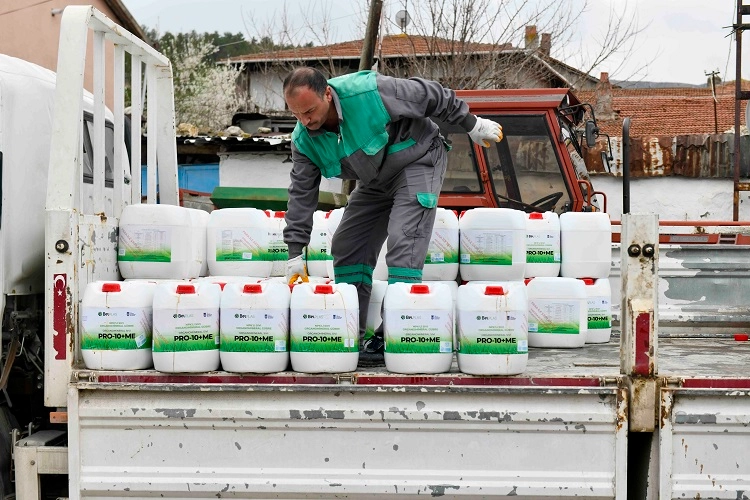 Ankara’da Kırsal Kalkınma Hamlesi: 916 Üreticiye Yüzde 50 Hibeli Sıvı Gübre
