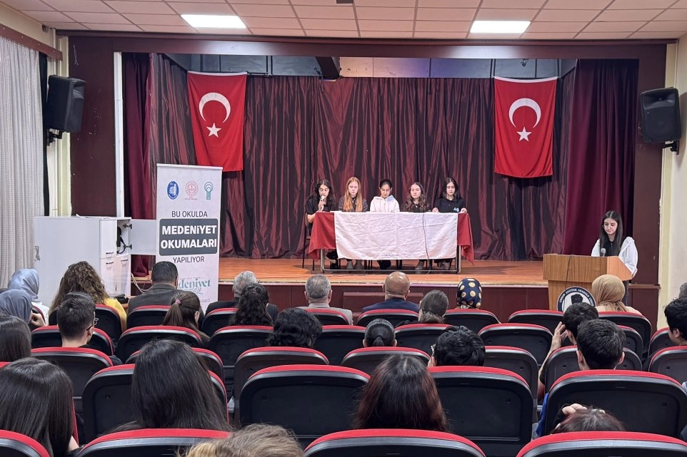 Çorum’da Lise Öğrencileri “Medeniyet Okumaları” ile Edebiyatla Buluşuyor