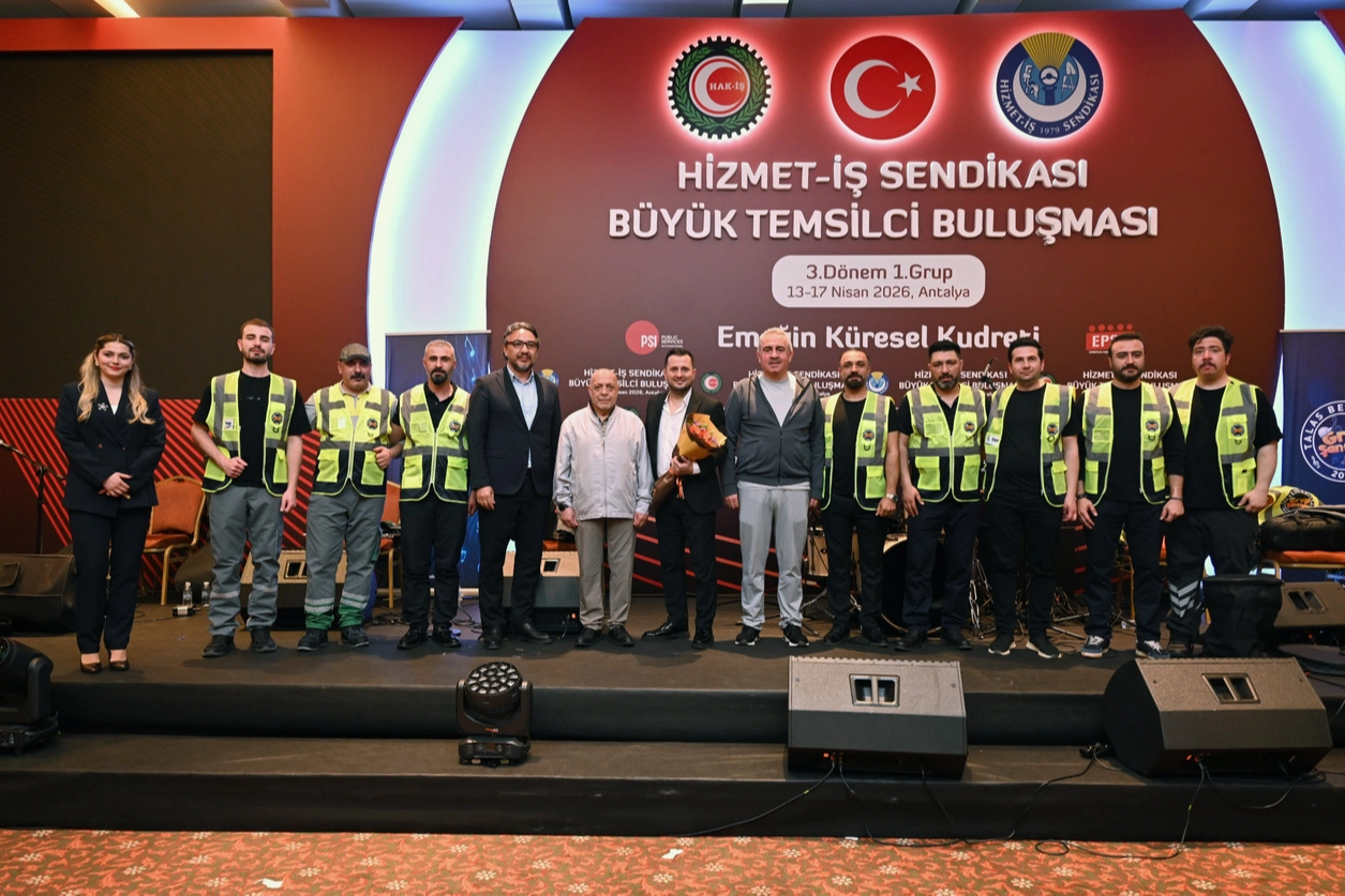 Emek Ezgiye Dönüştü: Grup Şantiye Antalya’da Sahne Aldı