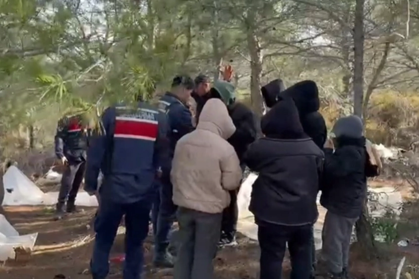İnsan Tacirlerine Dev Darbe: 24 İlde Jandarmadan Eş Zamanlı Operasyon
