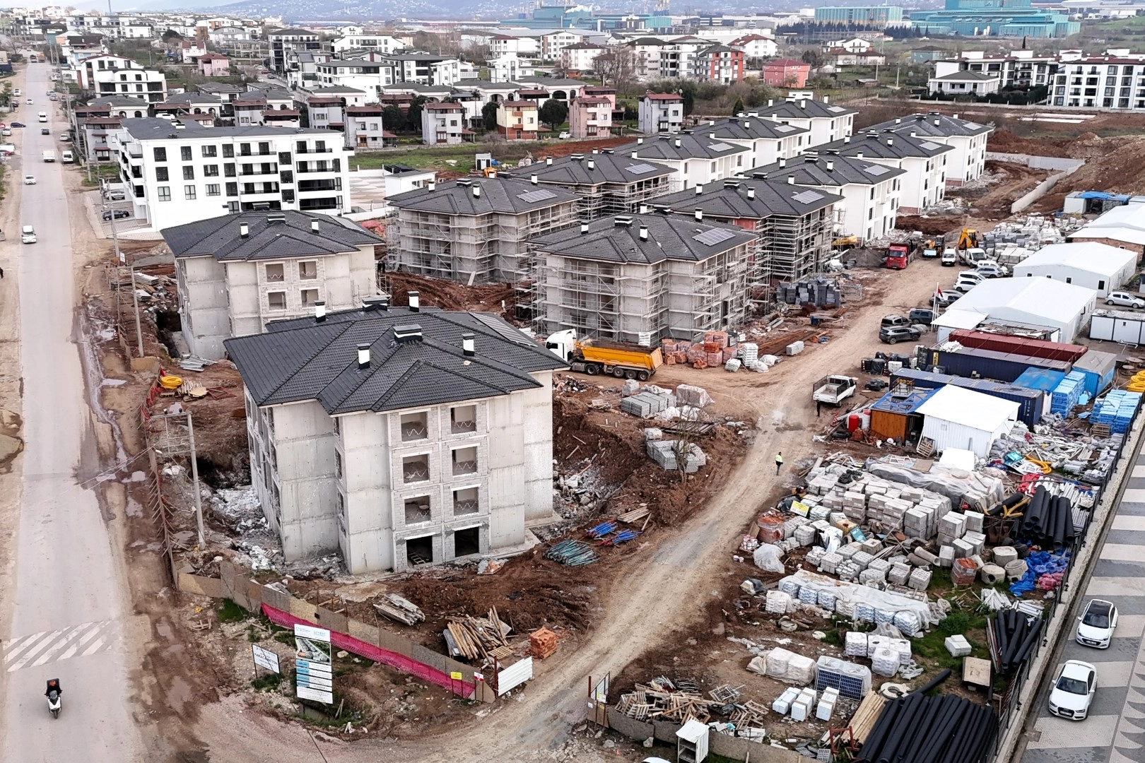 Kartepe’de Modern Yaşamın Kapıları Aralanıyor: Kent Konut Evleri İçin Başvurular Başlıyor