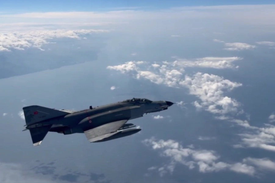 Batı Karadeniz Semalarında "Çelik İmza": F-4E/2020 Savaş Uçaklarından Eğitim Uçuşu